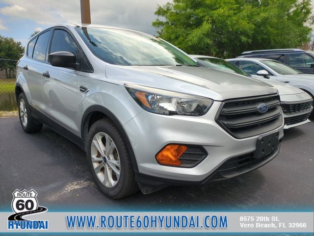 2018 Ford Escape S's photo