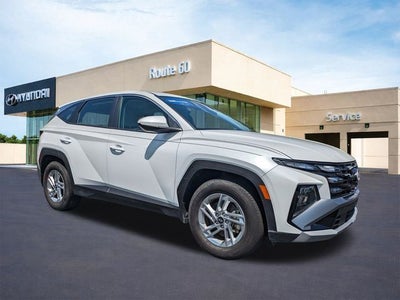 2025 Hyundai TUCSON SE
