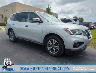 2019 Nissan Pathfinder SL