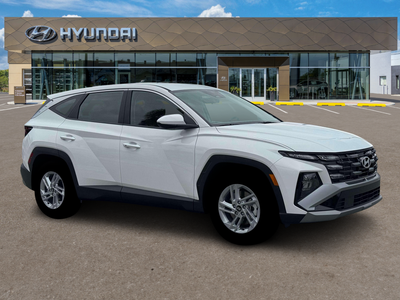 2026 Hyundai TUCSON SE FWD