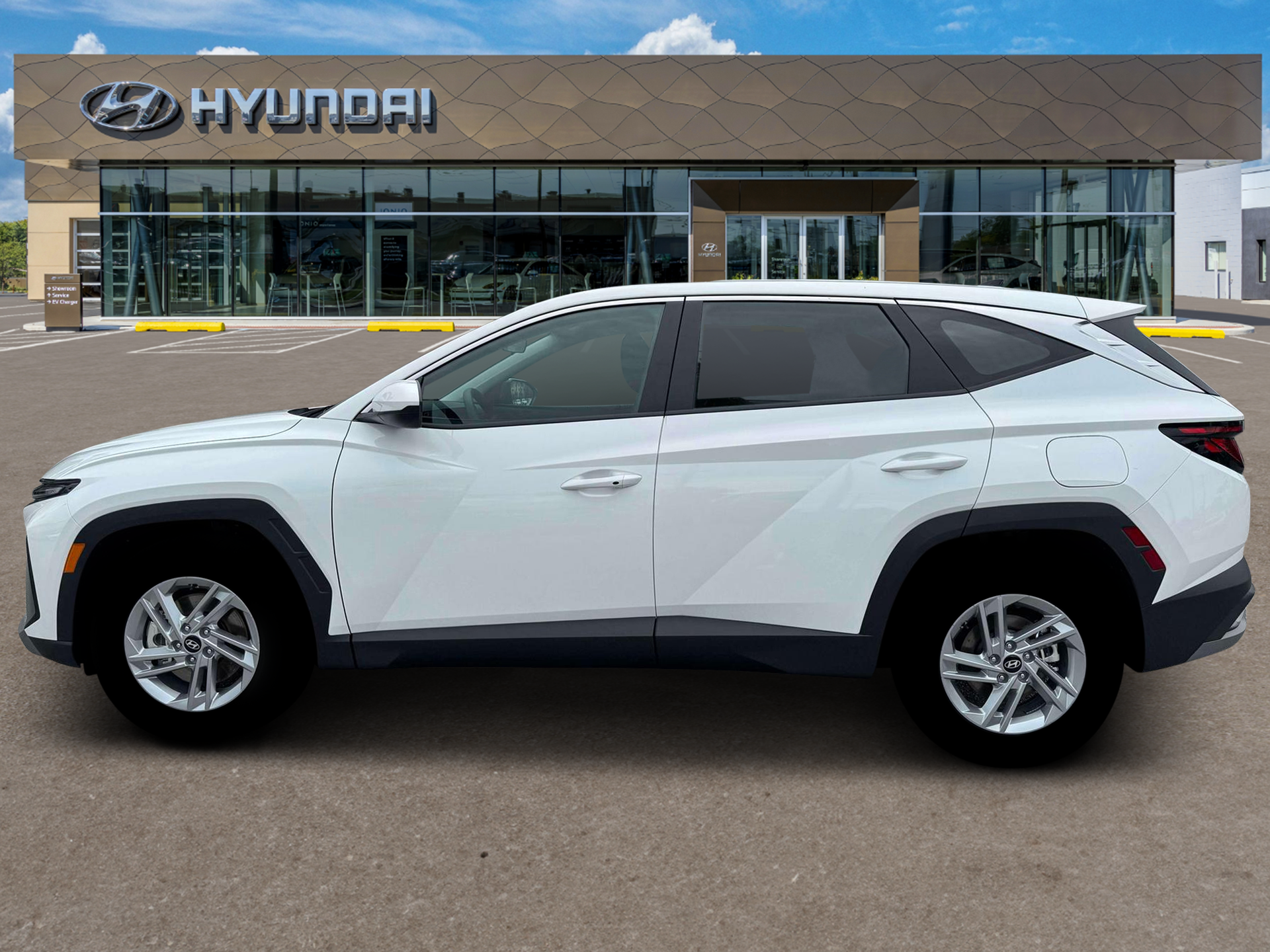 2026 Hyundai TUCSON SE FWD
