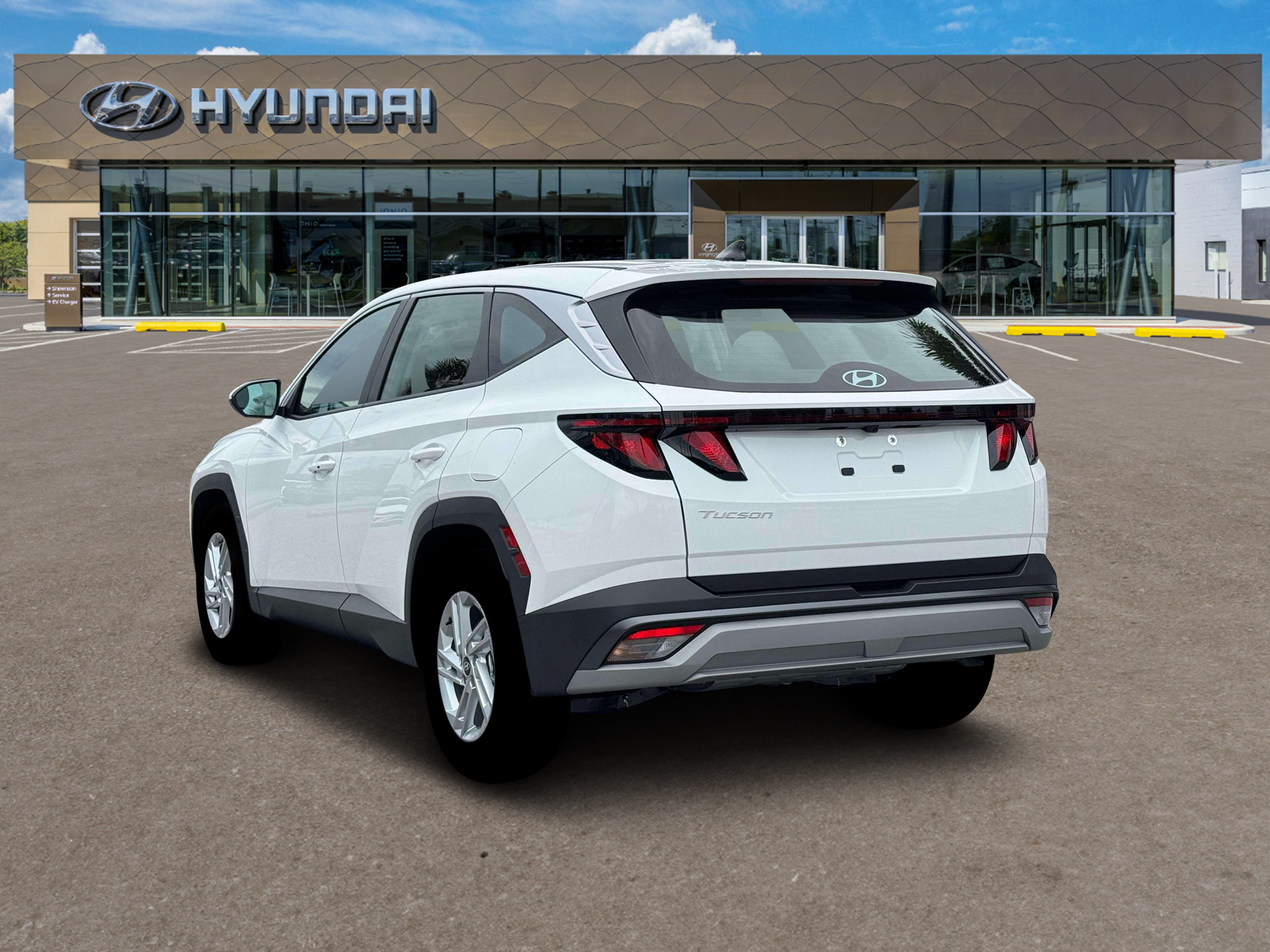 2026 Hyundai TUCSON SE FWD
