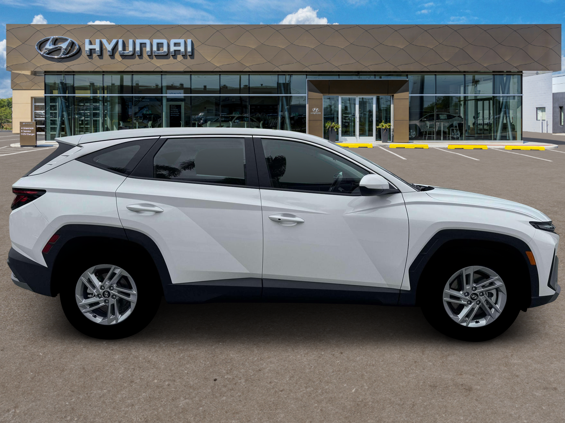 2026 Hyundai TUCSON SE FWD