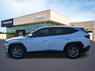 2026 Hyundai TUCSON SE