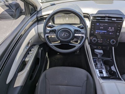 2024 Hyundai TUCSON SE