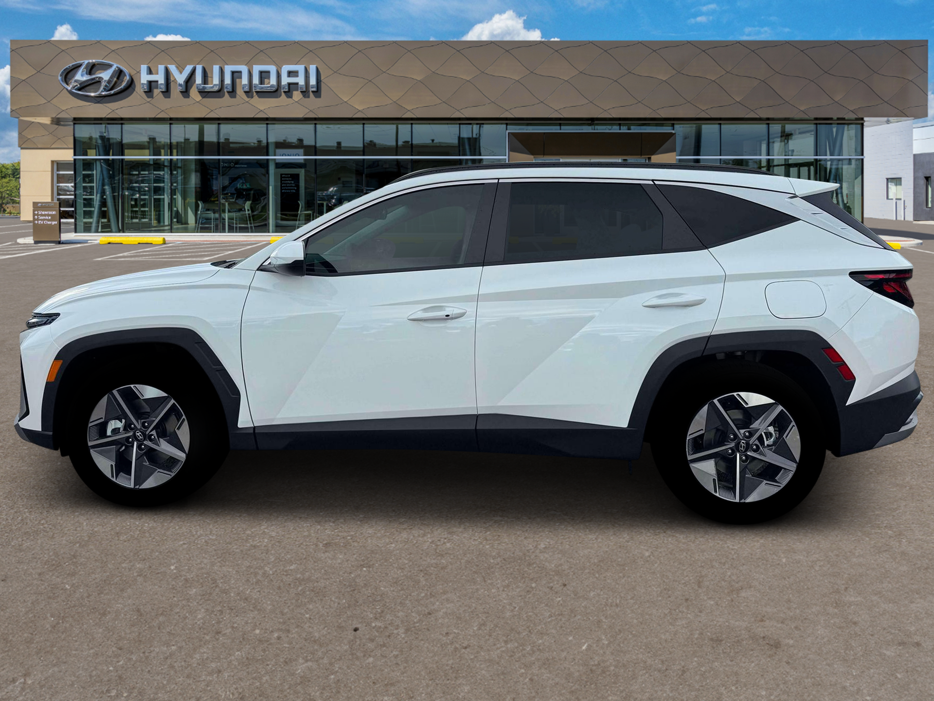 2026 Hyundai TUCSON SEL FWD