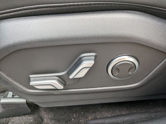 2025 Hyundai SANTA FE HYBRID SEL