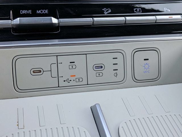 2025 Hyundai SANTA FE HYBRID Limited