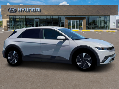 2026 Hyundai IONIQ 5 SE