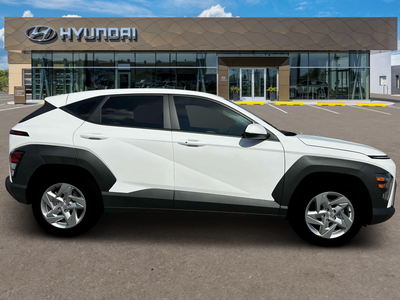2026 Hyundai KONA SE FWD