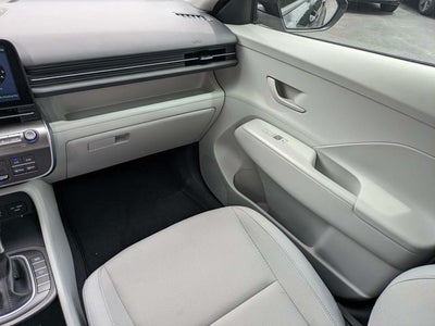 2025 Hyundai KONA SEL