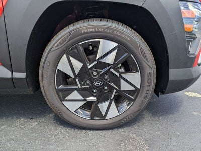 2025 Hyundai KONA SEL