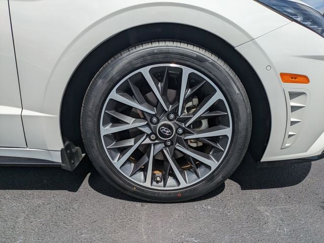 2022 Hyundai SONATA Limited