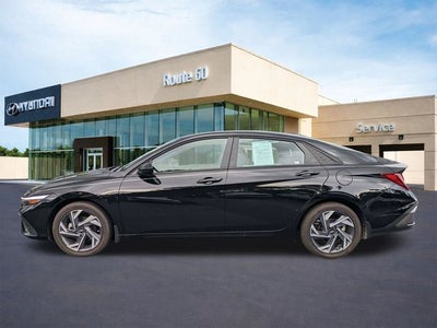 2025 Hyundai ELANTRA SEL Sport