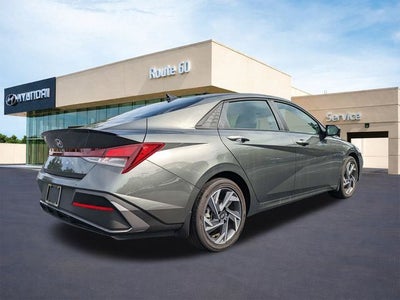 2025 Hyundai ELANTRA SEL Sport