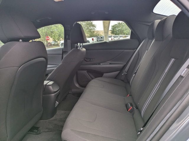 2026 Hyundai Elantra SEL Sport - Photo 13