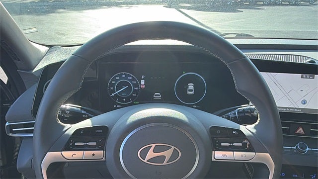 2025 Hyundai ELANTRA HYBRID SEL Sport