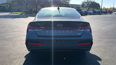 2025 Hyundai ELANTRA HYBRID SEL Sport