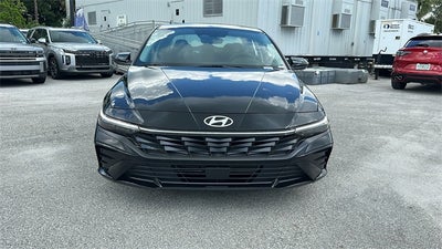 2024 Hyundai ELANTRA SEL