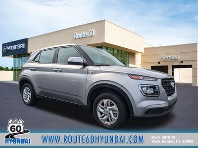 2025 Hyundai VENUE SE