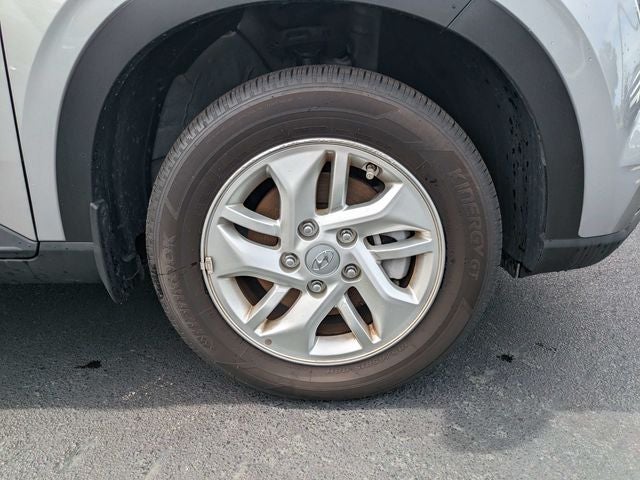 2025 Hyundai VENUE SE