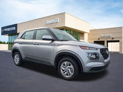 2025 Hyundai VENUE SE
