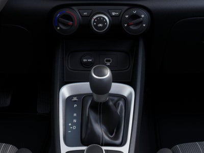 2025 Hyundai VENUE SE