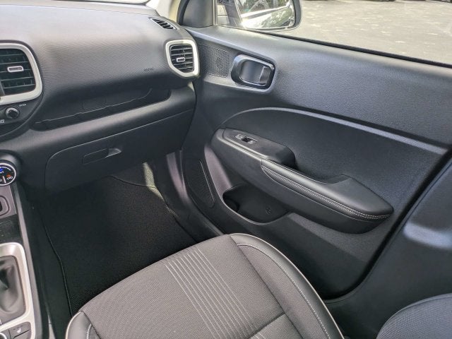 2024 Hyundai VENUE Limited