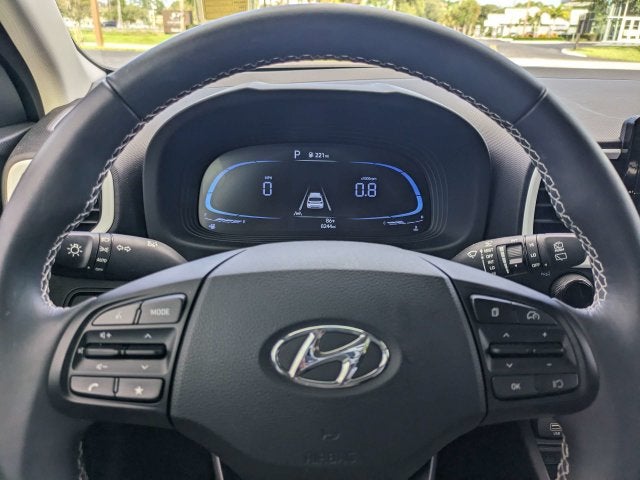 2024 Hyundai Venue Limited - Photo 23