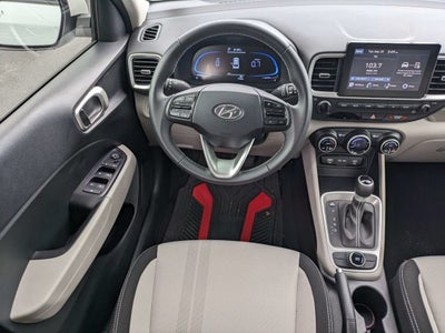 2025 Hyundai VENUE SEL