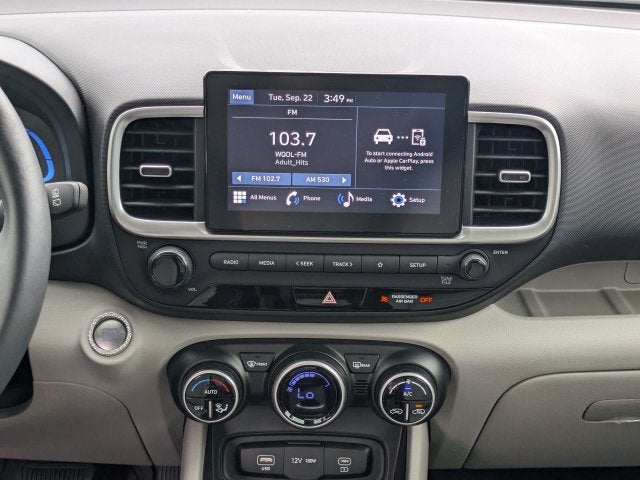 2025 Hyundai VENUE SEL