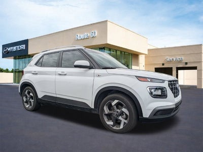2025 Hyundai VENUE SEL