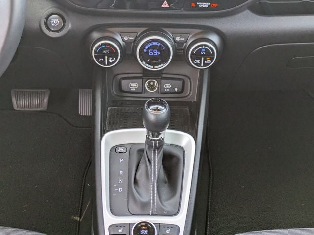 2024 Hyundai VENUE Limited