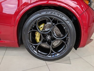 2024 Alfa Romeo Stelvio Quadrifoglio