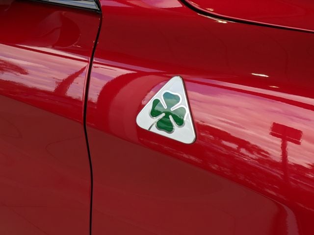 2024 Alfa Romeo Stelvio Quadrifoglio