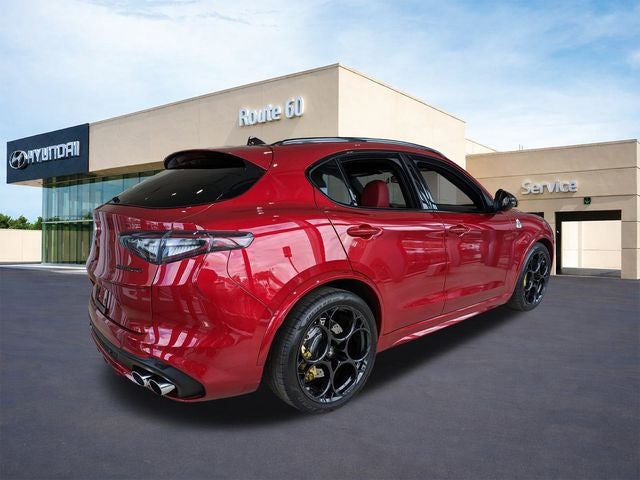 2024 Alfa Romeo Stelvio Quadrifoglio