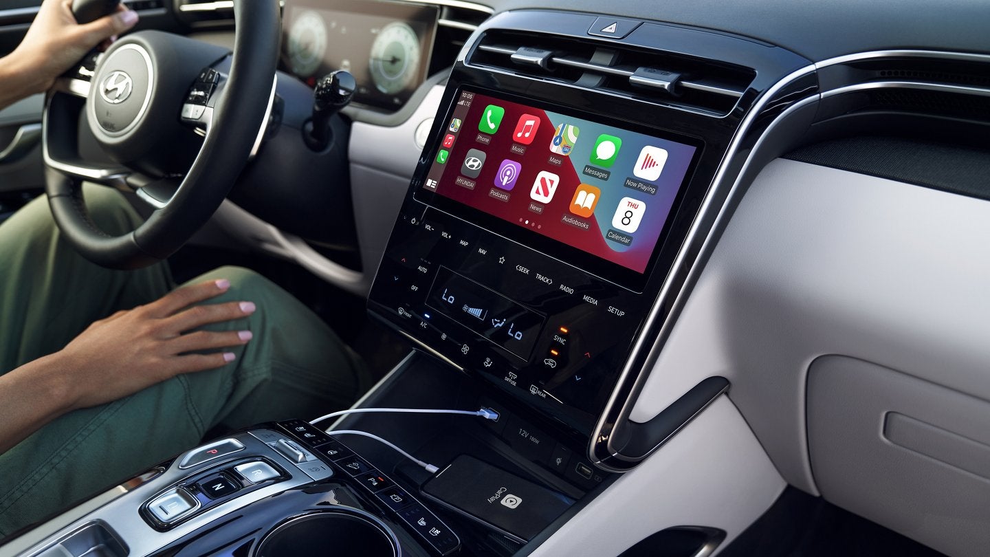 2022 Tucson Interior | Route 60 Hyundai in Vero Beach FL